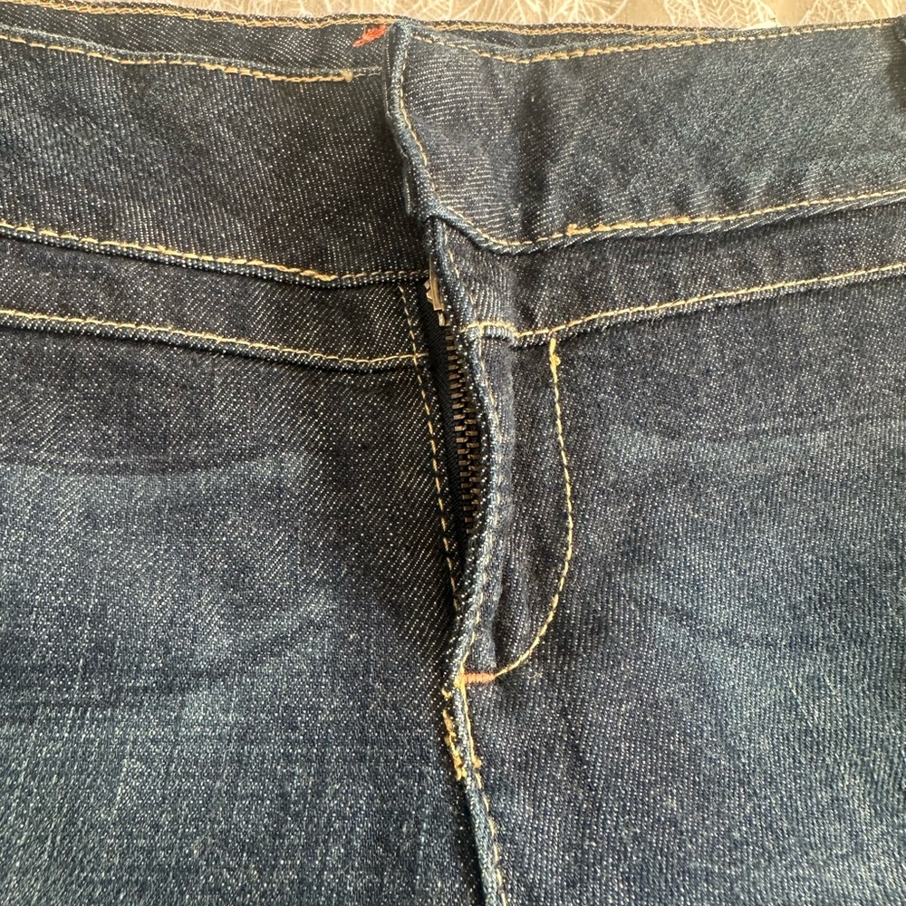 Tommy Hilfiger Bermuda Denim Shorts Size 8 - Picture 7 of 16